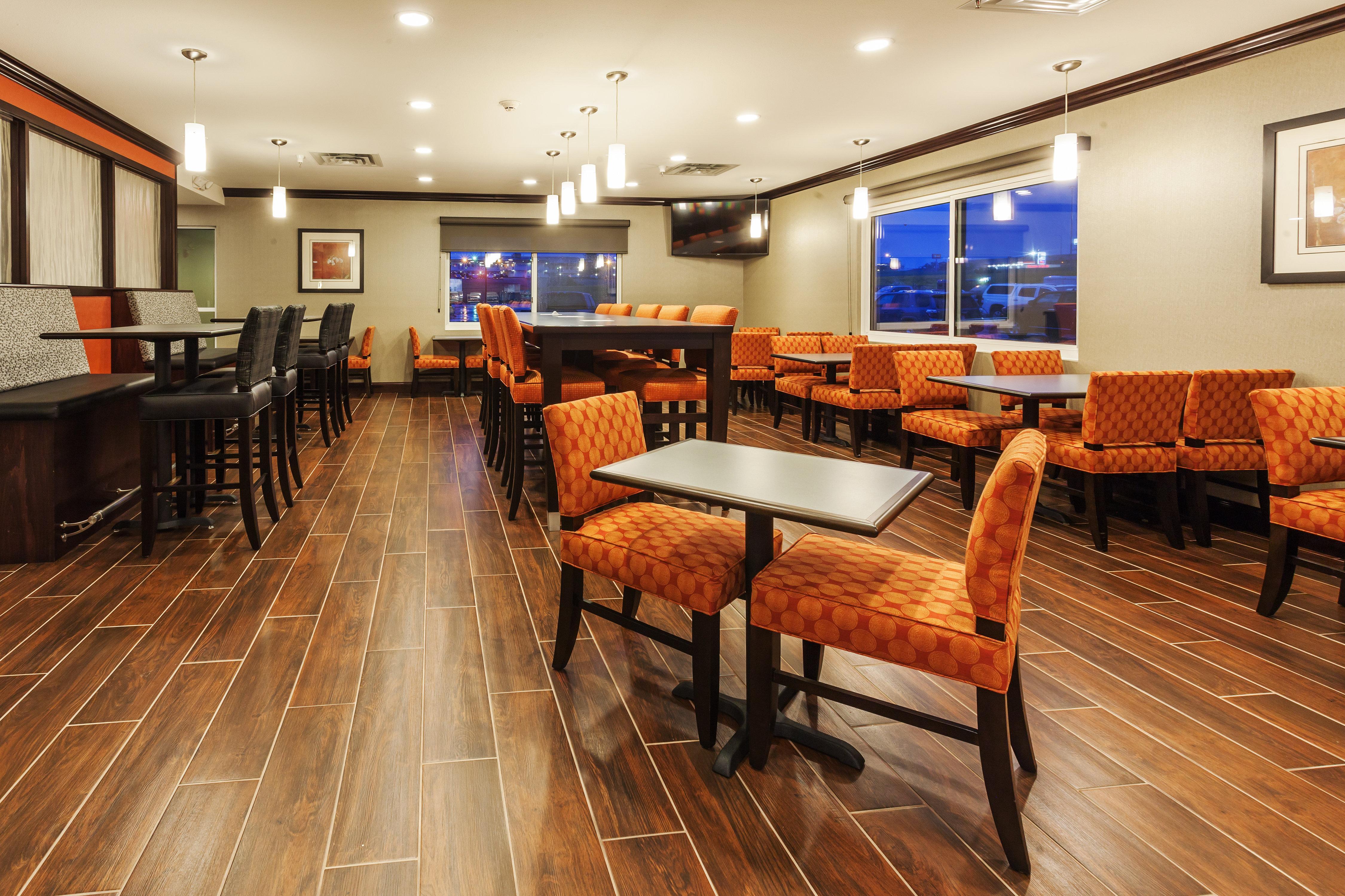 Holiday Inn Express & Suites Rapid City By Ihg Luaran gambar
