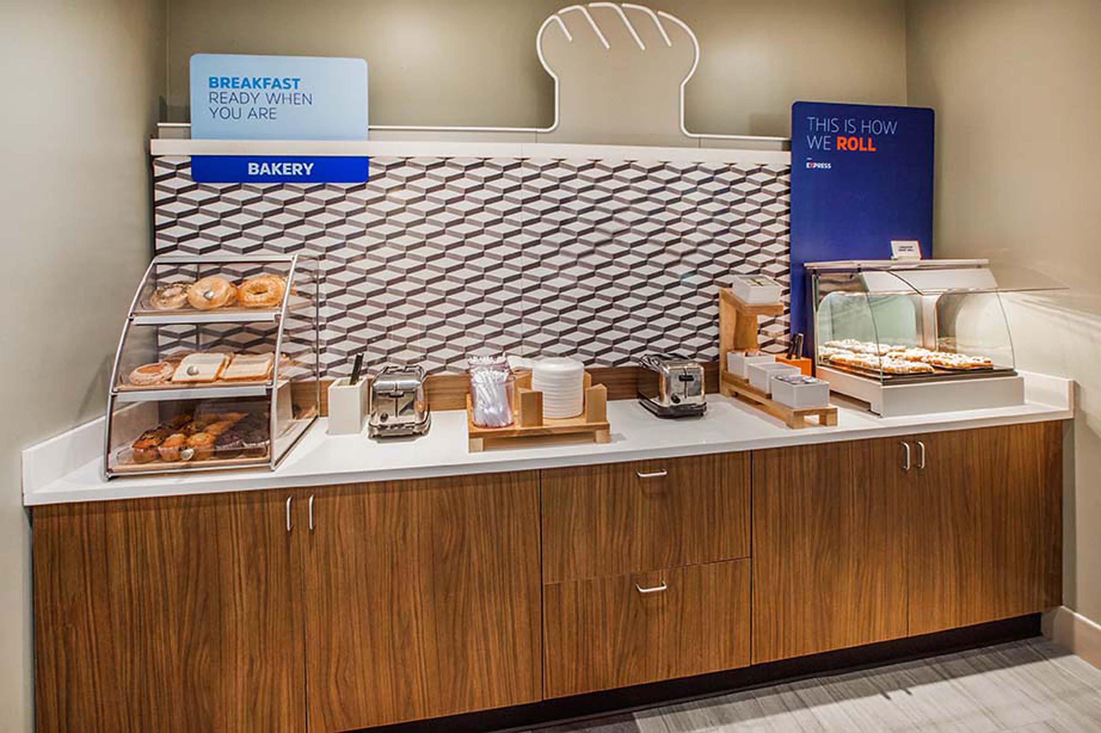 Holiday Inn Express & Suites Rapid City By Ihg Luaran gambar
